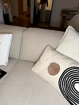 SophiiaStarr online show from 10.08.25