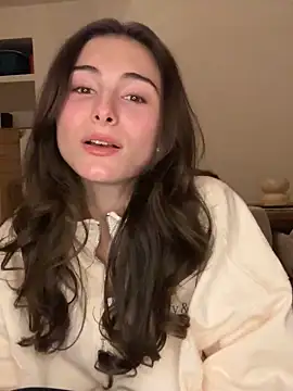 SophiiaStarr online show from 02.12.26