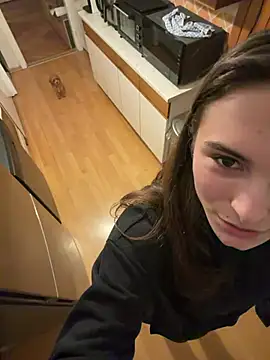 Snapshot of SophiiaStarr chatting on 04.20.26 SophiiaStarr online show from 04.20.26