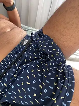 Hiuwee online show from 01.09.26