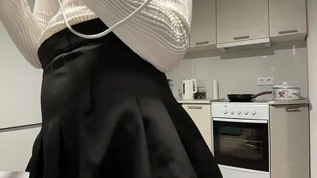 Denni Spilber online show from 12.05.25