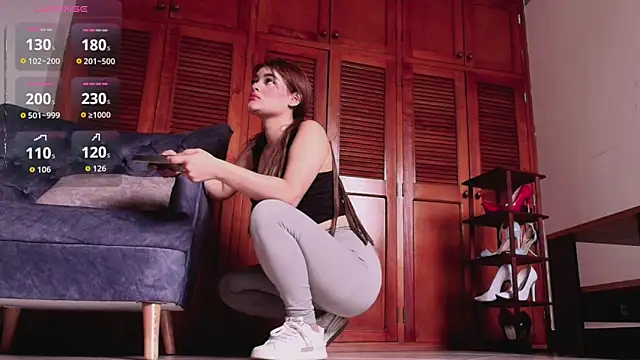 Snapshot of Maxinnevance chatting on 02.19.26 Maxinnevance online show from 02.19.26