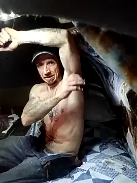 Mrluckstick online show from 04.12.26