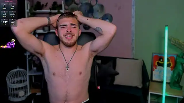 Snapshot of danny_cool chatting on 10.02.25 danny cool online show from 10.02.25