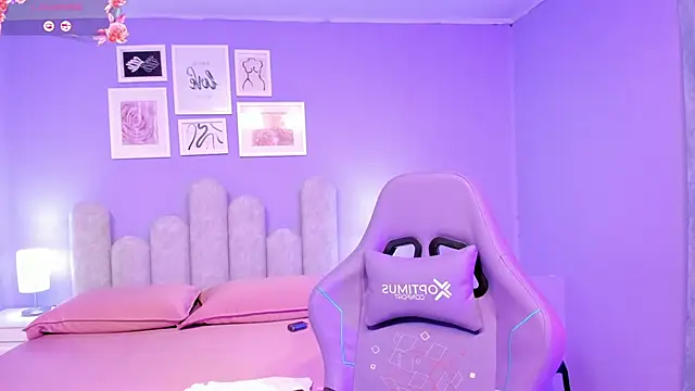 Snapshot of lucrecia_sucker chatting on 09.10.25 lucrecia sucker online show from 09.10.25