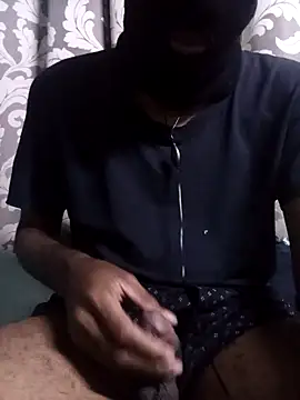 Snapshot of Pondo10 chatting on 10.27.25 Pondo10 online show from 10.27.25