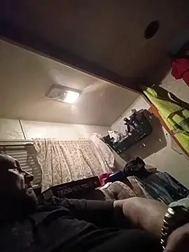 Chris is spun online show from 11.02.25