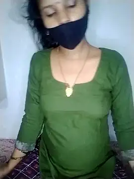 Komal-Rajput online show from 10.31.25