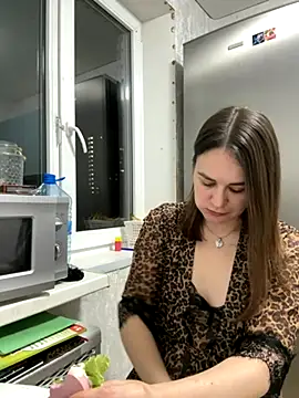 Snapshot of Risky-Flower chatting on 10.01.25 Risky-Flower online show from 10.01.25