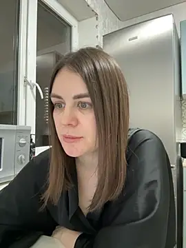 Snapshot of Risky-Flower chatting on 11.29.25 Risky-Flower online show from 11.29.25