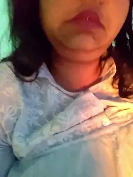 Snapshot of bitch-horny chatting on 01.12.26 bitch-horny online show from 01.12.26