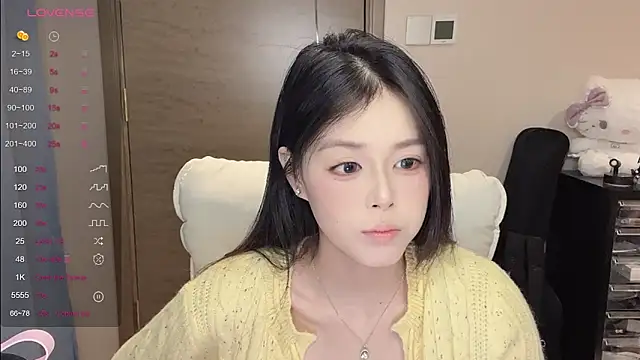 Koi-00 online show from 12.04.25