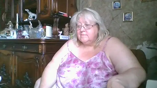 Snapshot of Lala-Love56 chatting on 09.11.25 Lala-Love56 online show from 09.11.25