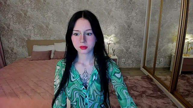 VioletHarme online show from 04.12.26
