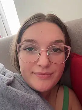 Snapshot of Bellatrisssaa chatting on 09.10.25 Bellatrisssaa online show from 09.10.25