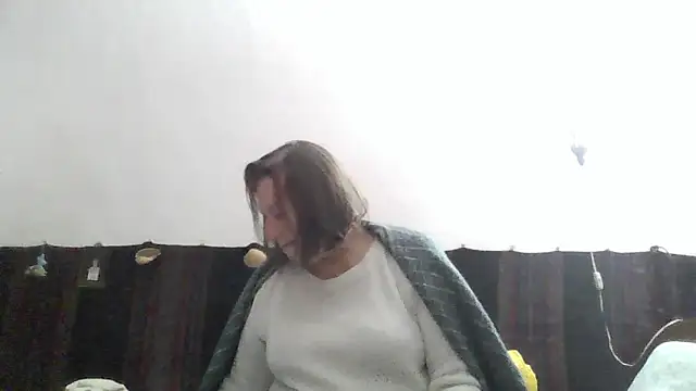 Snapshot of AnnaLive570 chatting on 04.28.26 AnnaLive570 online show from 04.28.26
