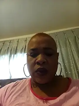 Snapshot of BUSTY_QUEEEN chatting on 09.09.25 BUSTY QUEEEN online show from 09.09.25