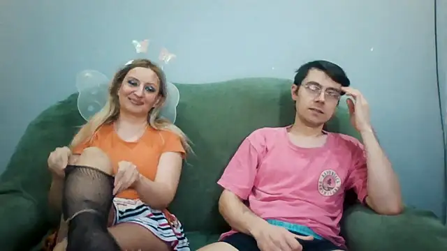 Snapshot of Eric_Basilio chatting on 02.14.26 Eric Basilio online show from 02.14.26