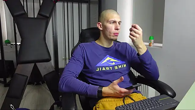 Ryan Dozer online show from 10.16.25