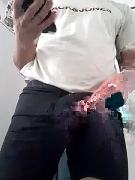 Andr3s69xxx online show from 04.30.26