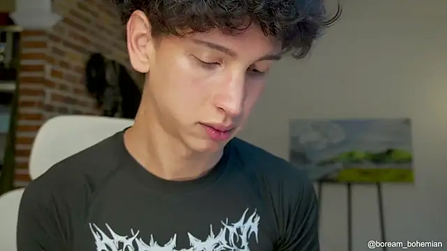 Snapshot of boream chatting on 09.22.25 boream online show from 09.22.25