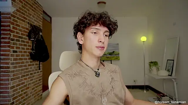 Snapshot of boream chatting on 11.21.25 boream online show from 11.21.25