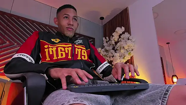 B Wild online show from 12.18.25