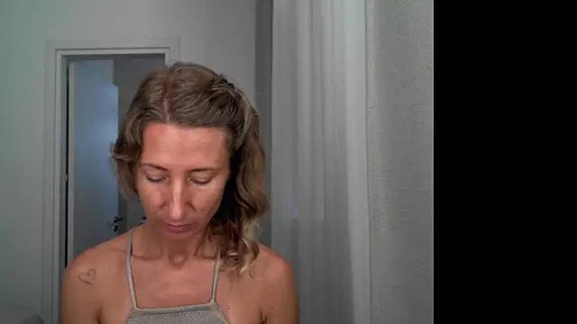 Paevoa online show from 09.26.25