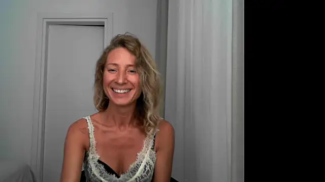 Paevoa online show from 09.26.25