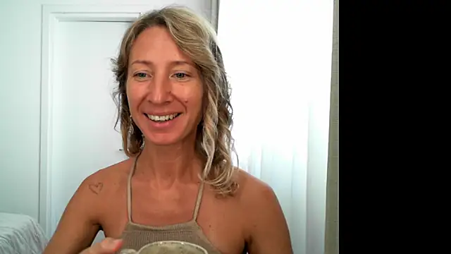 Paevoa online show from 10.17.25