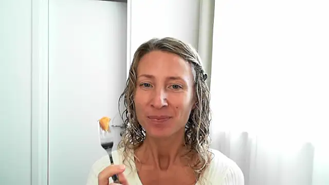 Paevoa online show from 11.18.25