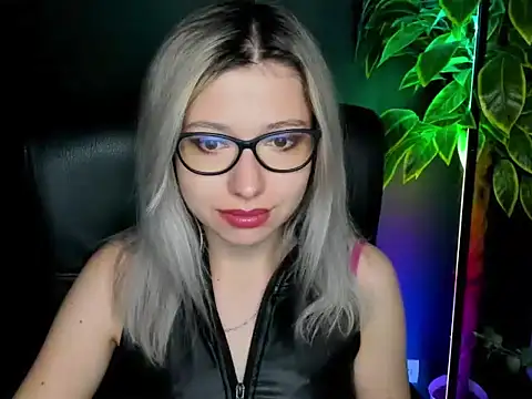 loveHeidi online show from 09.16.25