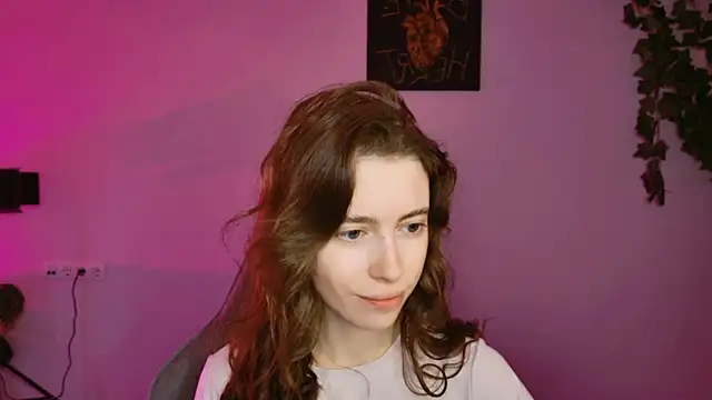 Snapshot of Yoka_paradoXXX chatting on 10.08.25 Yoka paradoXXX online show from 10.08.25