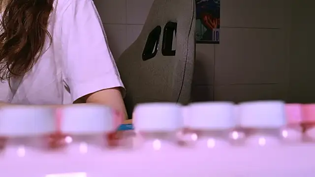 Yoka paradoXXX online show from 12.04.25