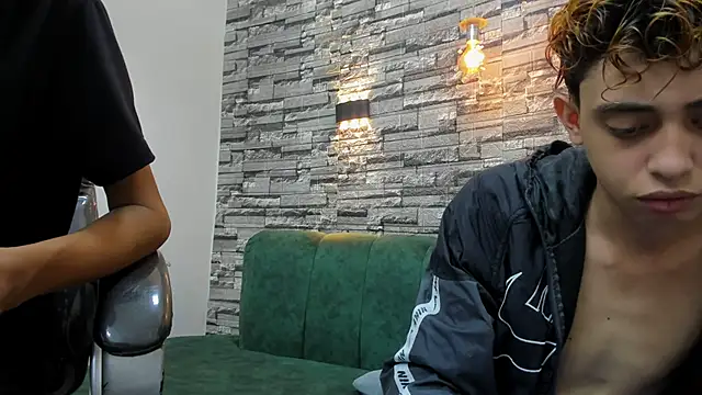 Snapshot of PoisonGuys chatting on 09.11.25 PoisonGuys online show from 09.11.25