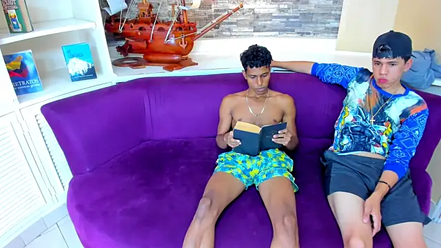 Snapshot of PoisonGuys chatting on 09.30.25 PoisonGuys online show from 09.30.25