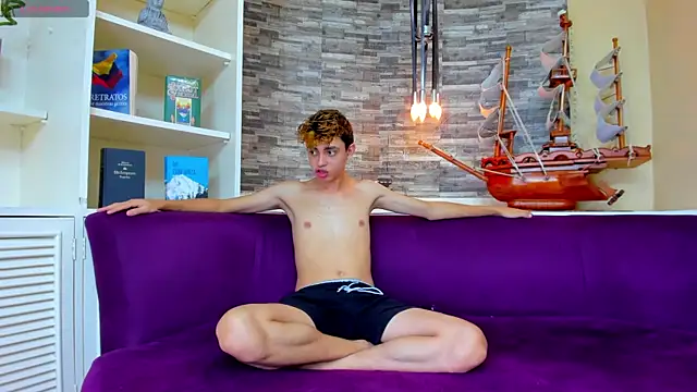 Snapshot of PoisonGuys chatting on 10.14.25 PoisonGuys online show from 10.14.25