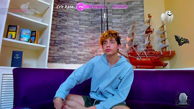 Snapshot of PoisonGuys chatting on 11.09.25 PoisonGuys online show from 11.09.25