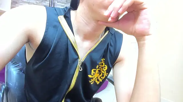 Snapshot of PoisonGuys chatting on 11.21.25 PoisonGuys online show from 11.21.25