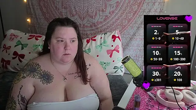 brookenicole3003 online show from 04.29.26