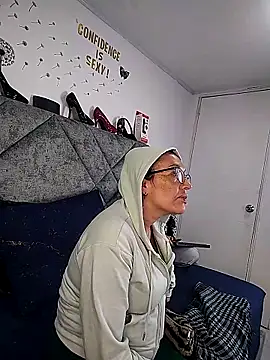 Shantey Laurent online show from 02.01.26