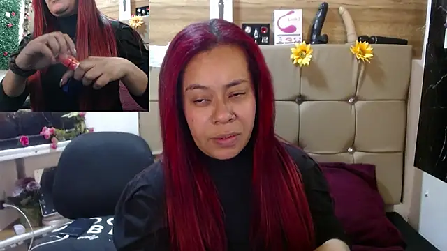 Snapshot of MIA__SPENCER chatting on 09.30.25 MIA SPENCER online show from 09.30.25