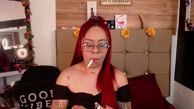 Snapshot of MIA__SPENCER chatting on 10.16.25 MIA SPENCER online show from 10.16.25