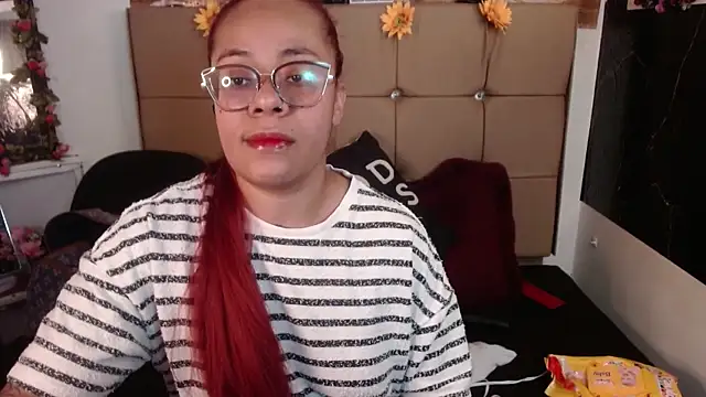 Snapshot of MIA__SPENCER chatting on 02.28.26 MIA SPENCER online show from 02.28.26