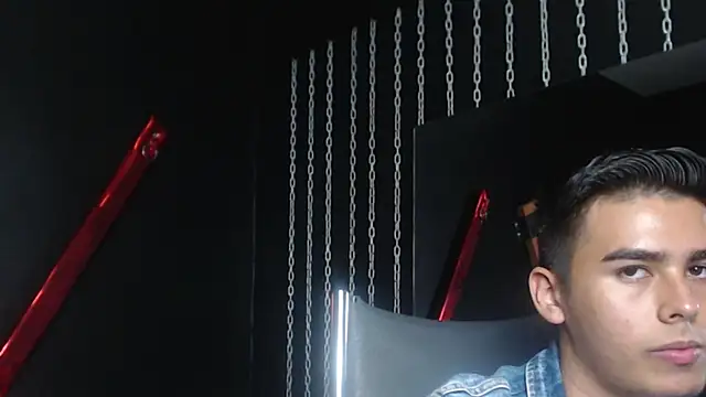 Snapshot of Matthewlodge chatting on 09.16.25 Matthewlodge online show from 09.16.25