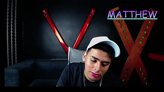 Snapshot of Matthewlodge chatting on 10.08.25 Matthewlodge online show from 10.08.25