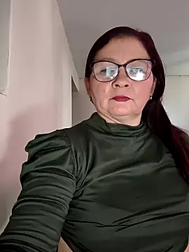 Snapshot of marfil_milf chatting on 02.20.26 marfil milf online show from 02.20.26
