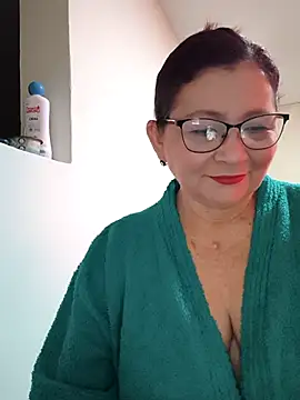 Snapshot of marfil_milf chatting on 02.28.26 marfil milf online show from 02.28.26