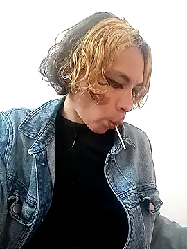 kittymutant99 online show from 10.24.25