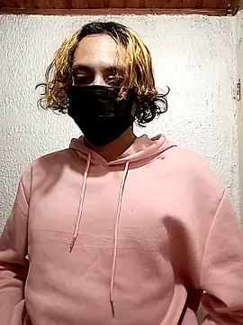 kittymutant99 online show from 12.04.25